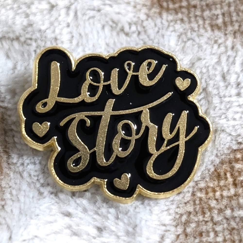 Taylor Swift Love Story Enamel Pin